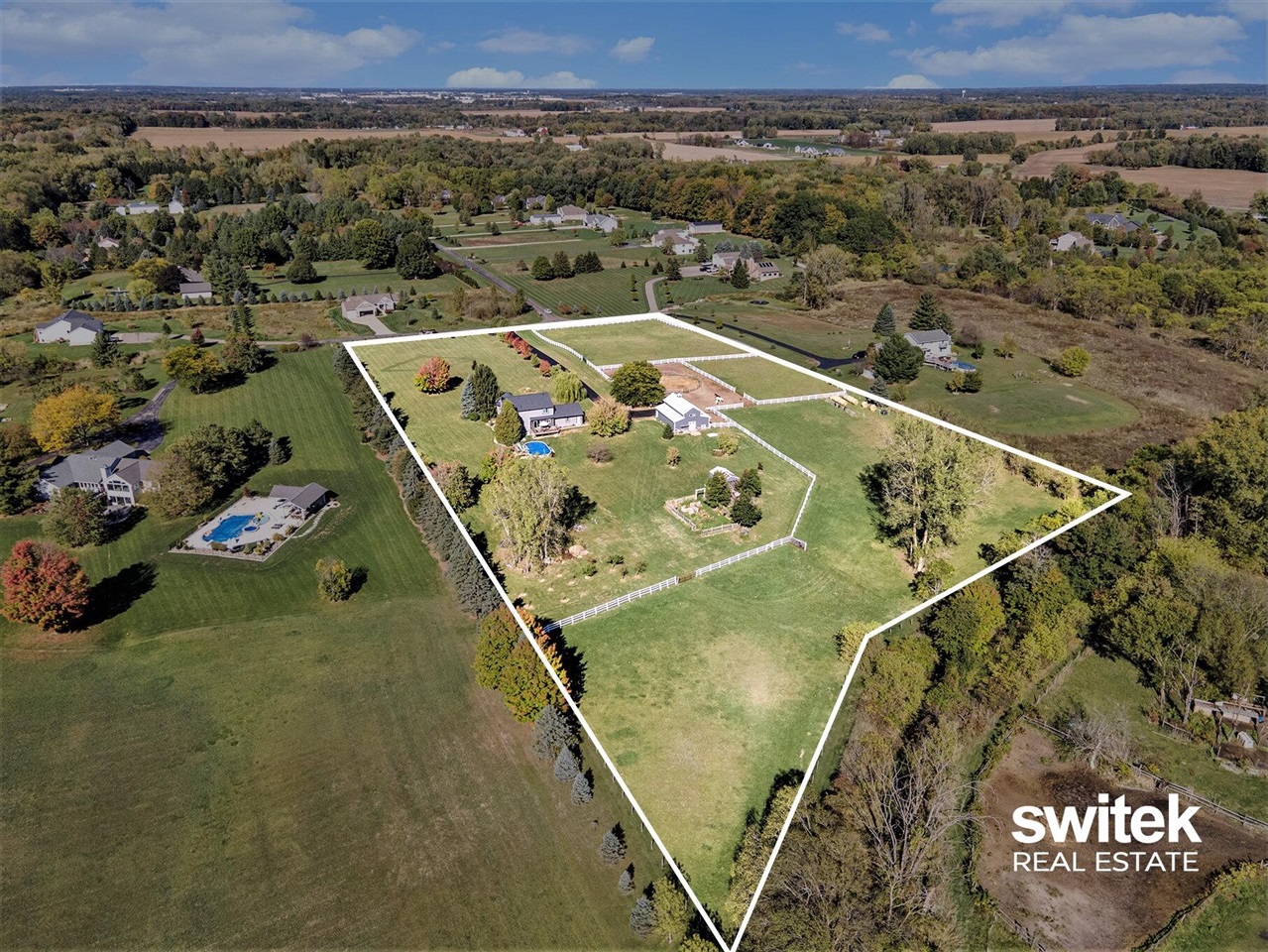 9750 Meadow Valley, Caledonia, MI, 49316-8549