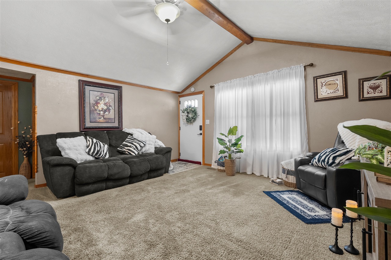 6670 Keyes Road, Bellevue, MI, 49021-8210