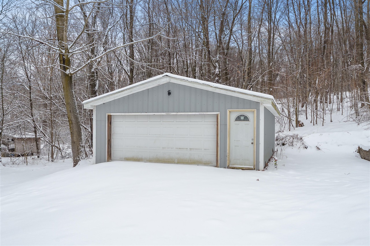 6670 Keyes Road, Bellevue, MI, 49021-8210