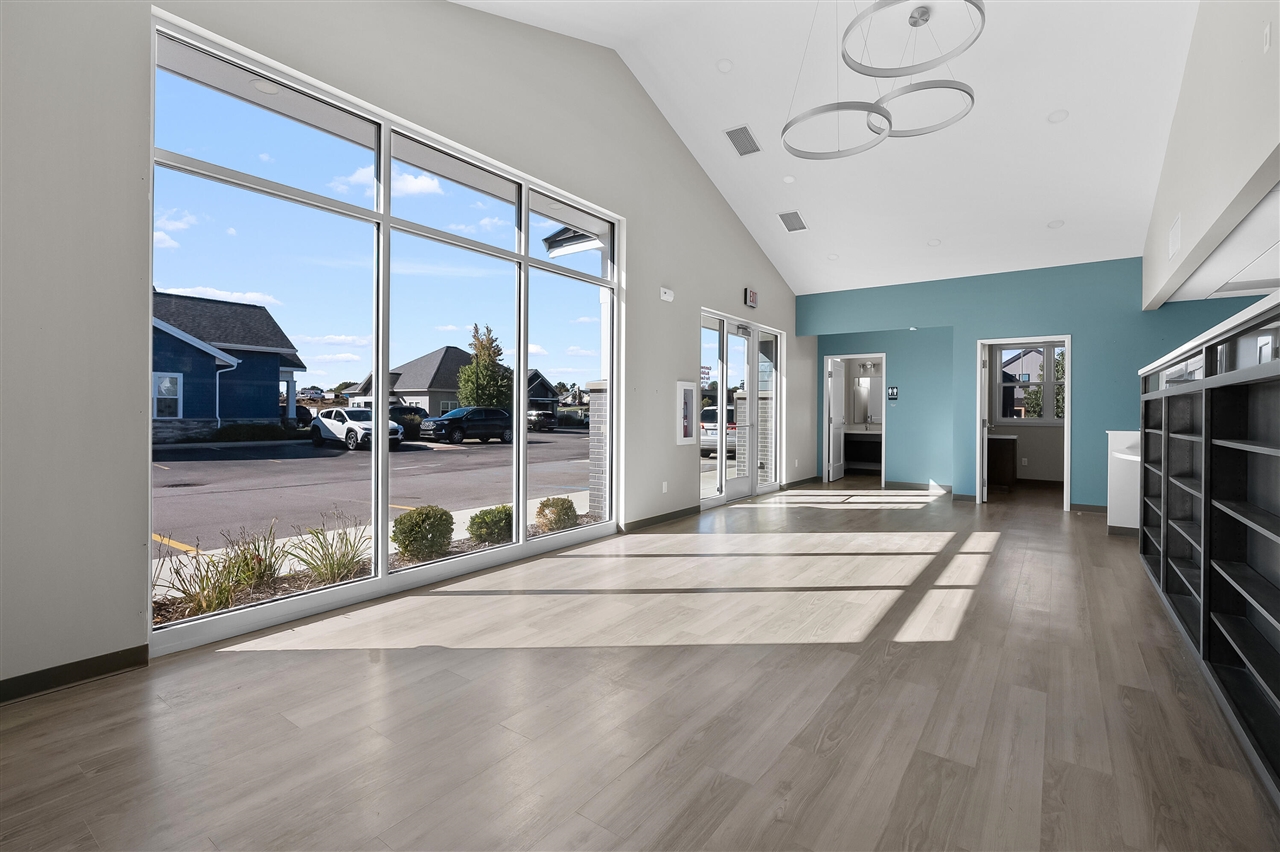 8083 Vineyard Parkway, Kalamazoo, MI, 49009