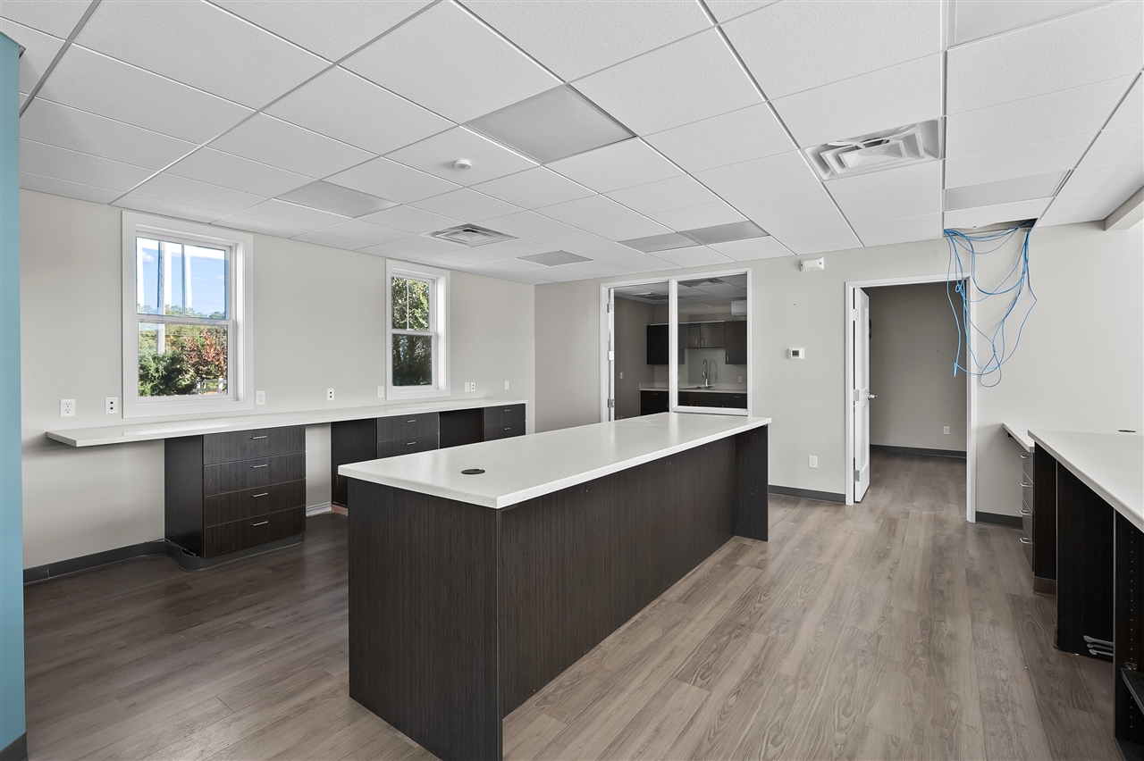 8083 Vineyard Parkway, Kalamazoo, MI, 49009