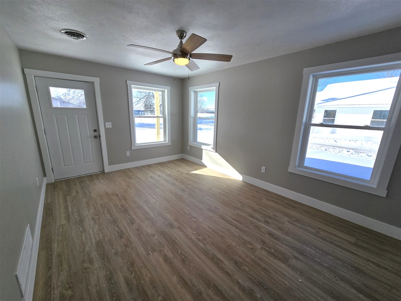 521 E State Road, Hastings, MI, 49058