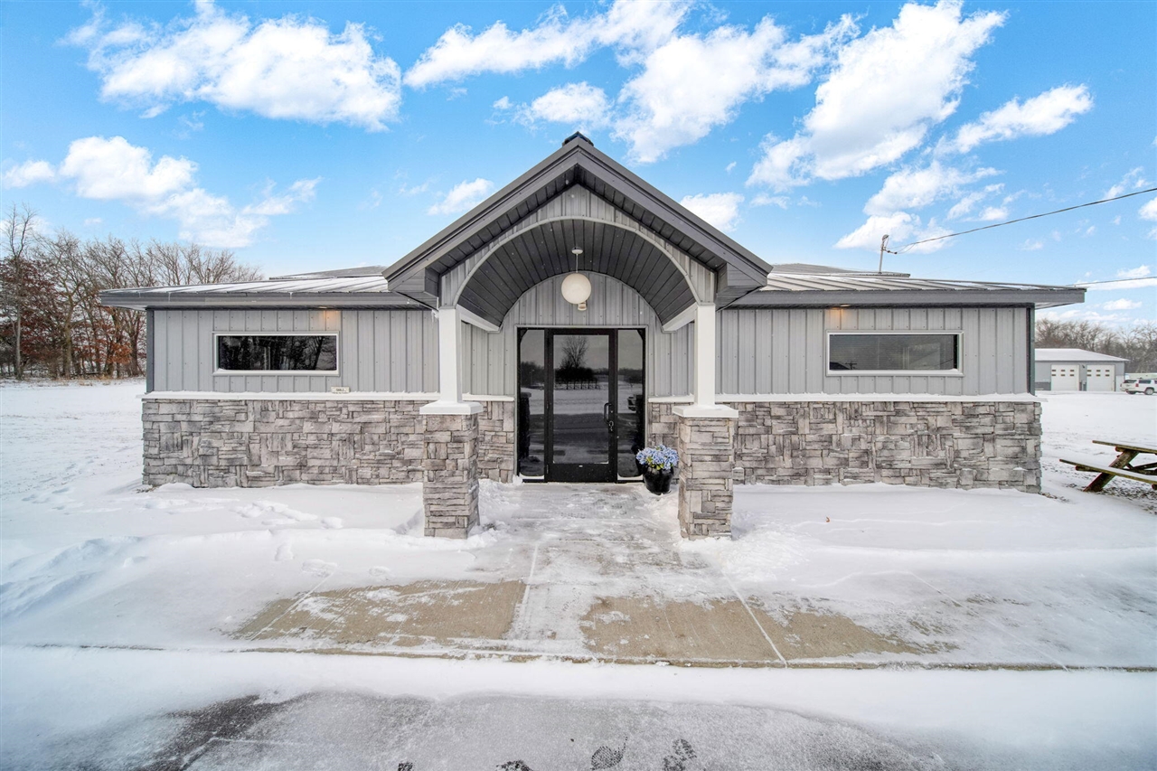 9486 S Meridian Road, Clarklake, MI, 49234-9661