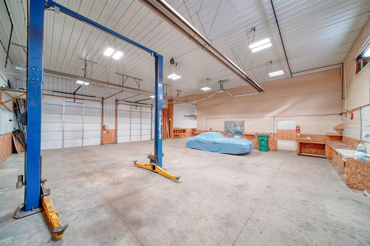 9486 S Meridian Road, Clarklake, MI, 49234-9661