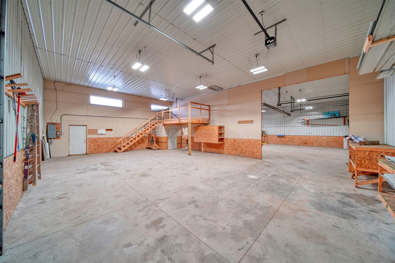 9486 S Meridian Road, Clarklake, MI, 49234-9661