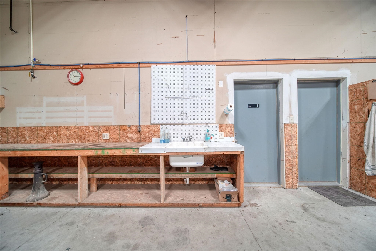 9486 S Meridian Road, Clarklake, MI, 49234-9661