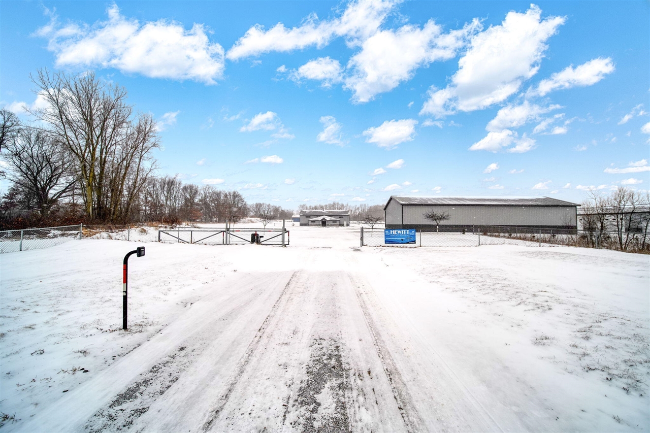 9486 S Meridian Road, Clarklake, MI, 49234-9661