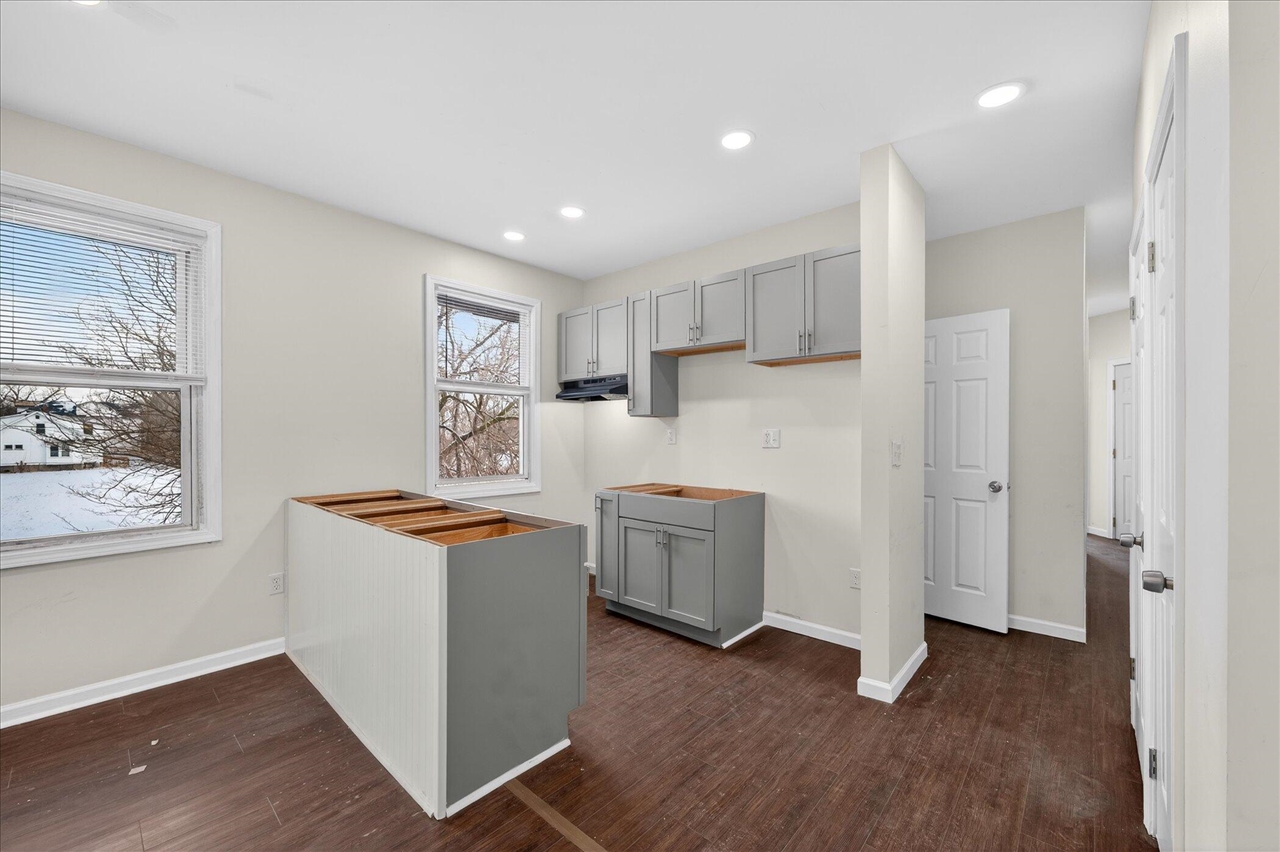 9702 Dundee Street, Detroit, MI, 48204