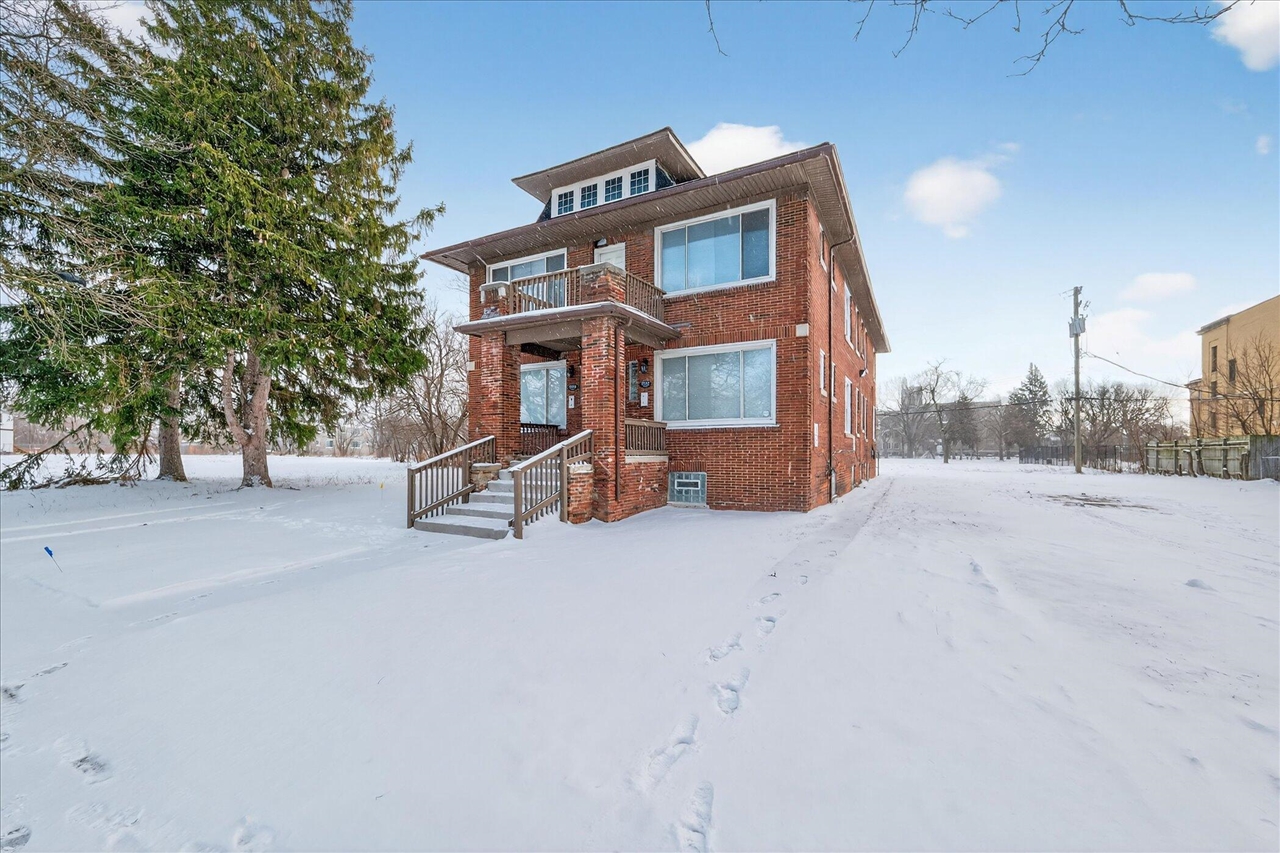 9702 Dundee Street, Detroit, MI, 48204