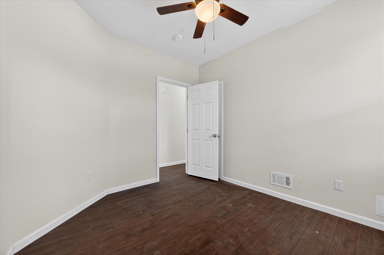 9702 Dundee Street, Detroit, MI, 48204