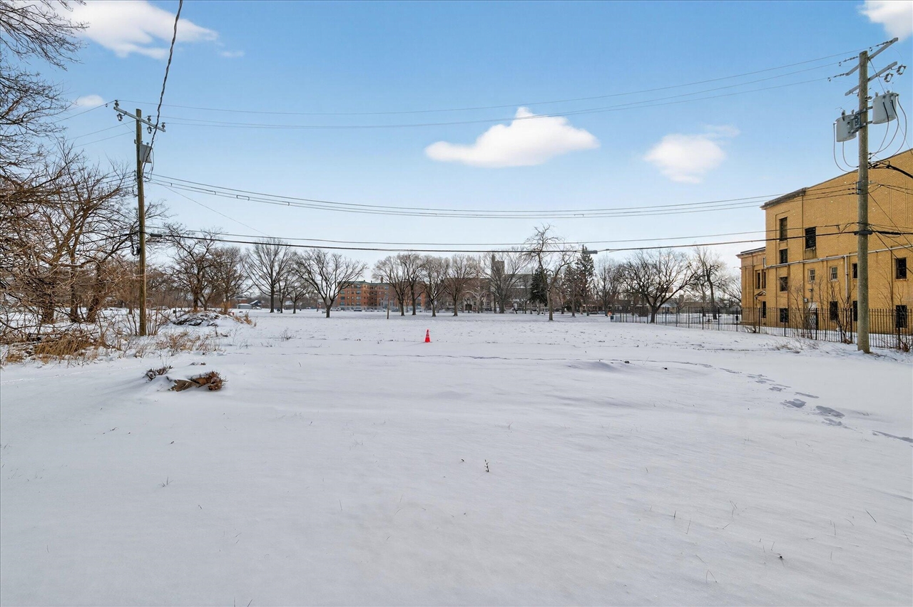 9702 Dundee Street, Detroit, MI, 48204