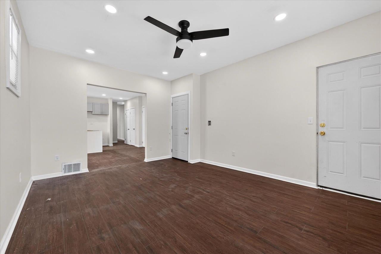 9702 Dundee Street, Detroit, MI, 48204