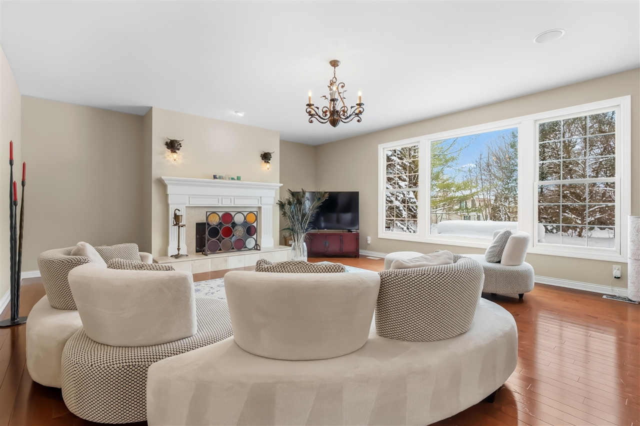 8272 Bainbridge Drive, Mattawan, MI, 49071-8402