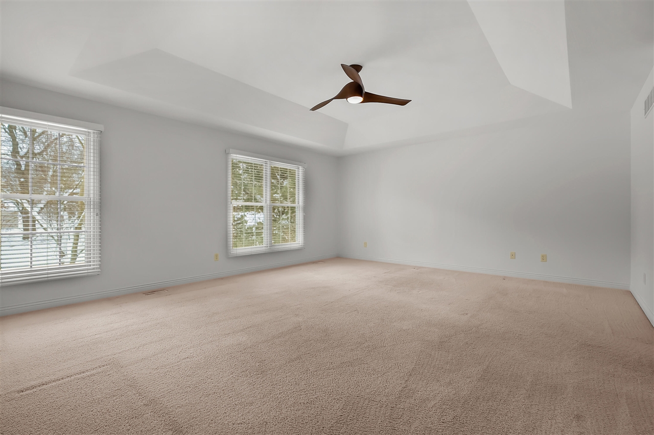 8272 Bainbridge Drive, Mattawan, MI, 49071-8402