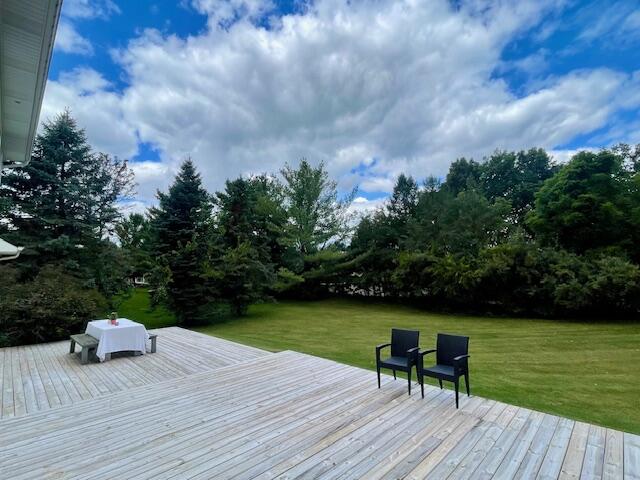 8272 Bainbridge Drive, Mattawan, MI, 49071-8402