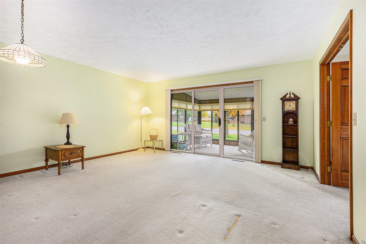 4886 Weston Avenue, Kalamazoo, MI, 49006-1370