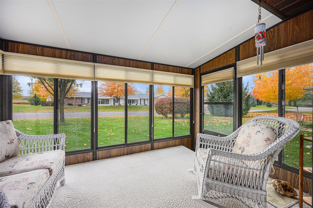 4886 Weston Avenue, Kalamazoo, MI, 49006-1370