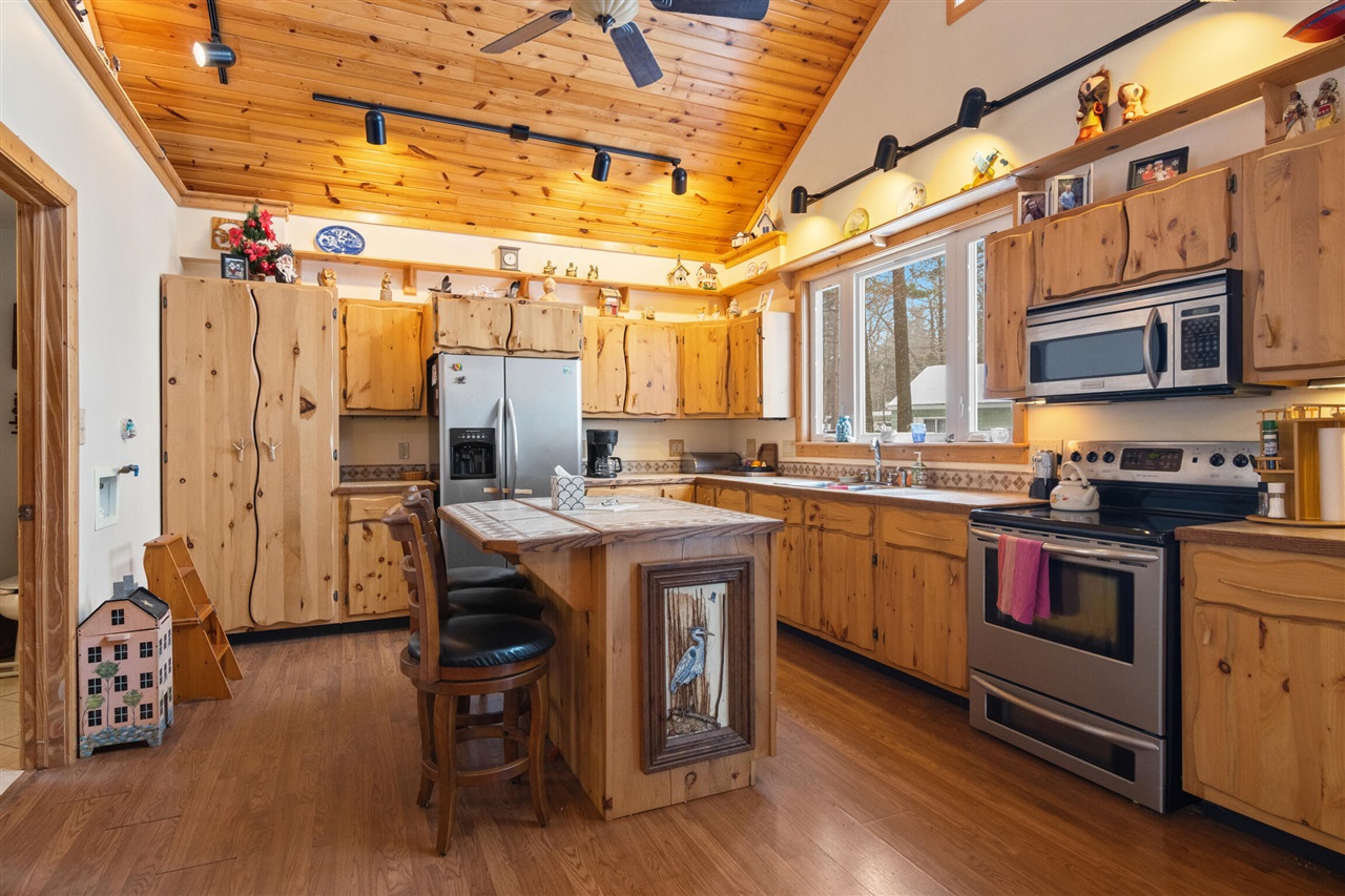 63 E Piney Road photo 4
