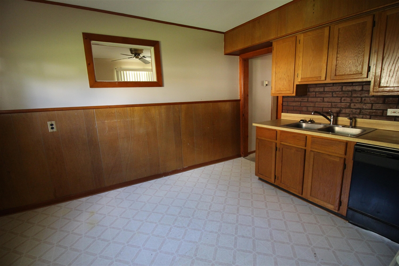 28889 Hillview Street, Roseville, MI, 48066-2515