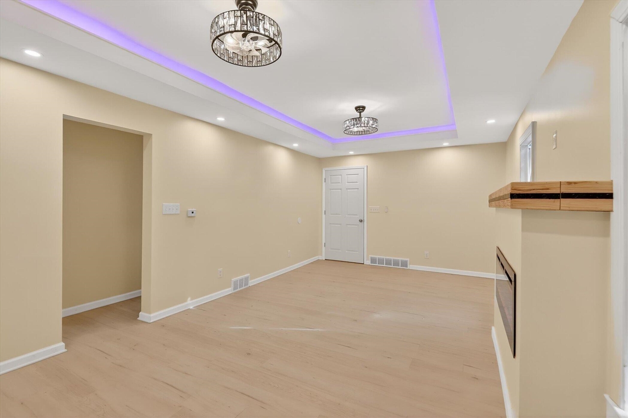 1064 Ogden Avenue, Benton Harbor, MI, 49022-5307