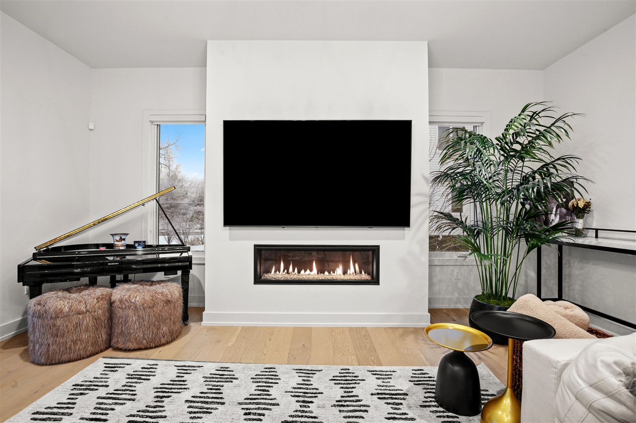 7303 Brookside Village Court, Bloomfield Hills, MI, 48301