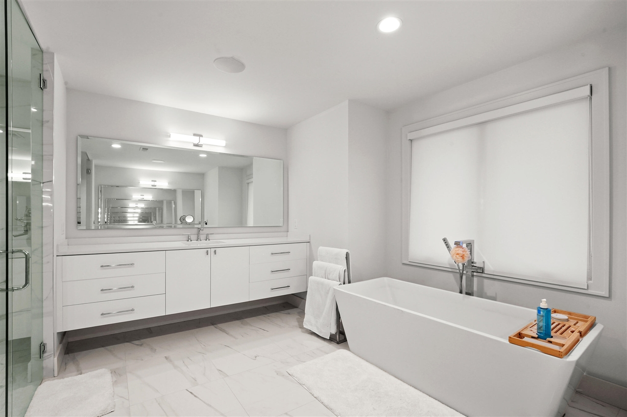 7303 Brookside Village Court, Bloomfield Hills, MI, 48301