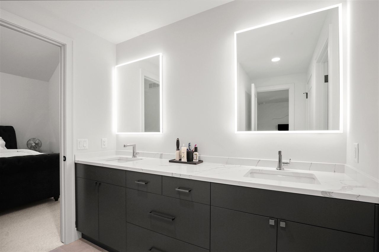 7303 Brookside Village Court, Bloomfield Hills, MI, 48301