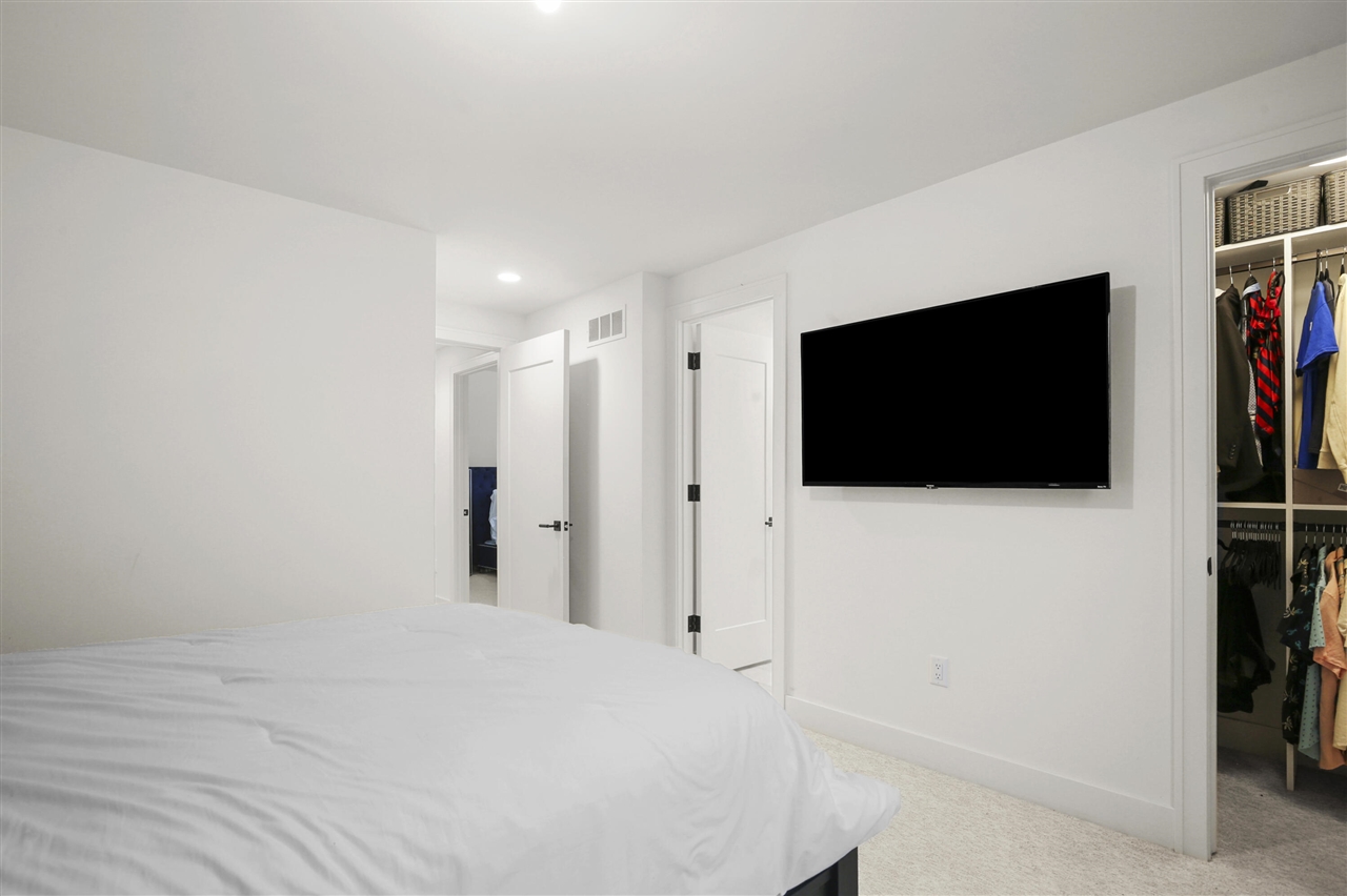 7303 Brookside Village Court, Bloomfield Hills, MI, 48301