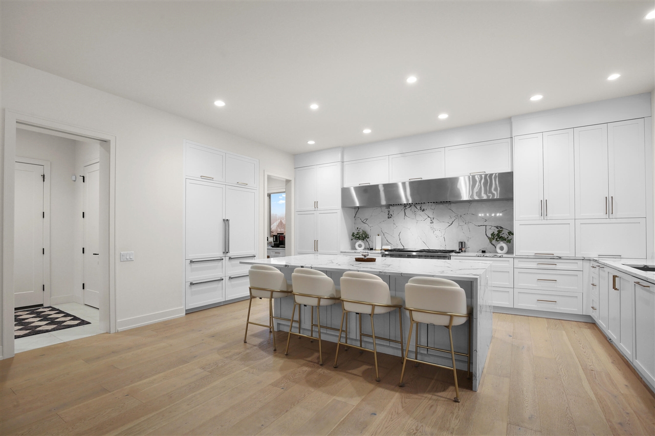 7303 Brookside Village Court, Bloomfield Hills, MI, 48301