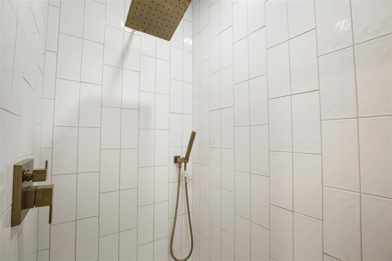 7303 Brookside Village Court, Bloomfield Hills, MI, 48301