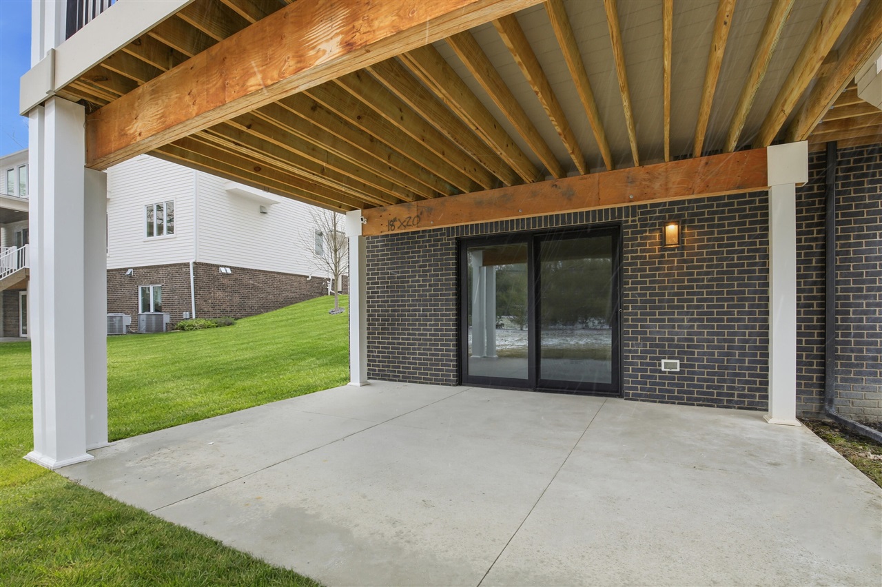 7303 Brookside Village Court, Bloomfield Hills, MI, 48301