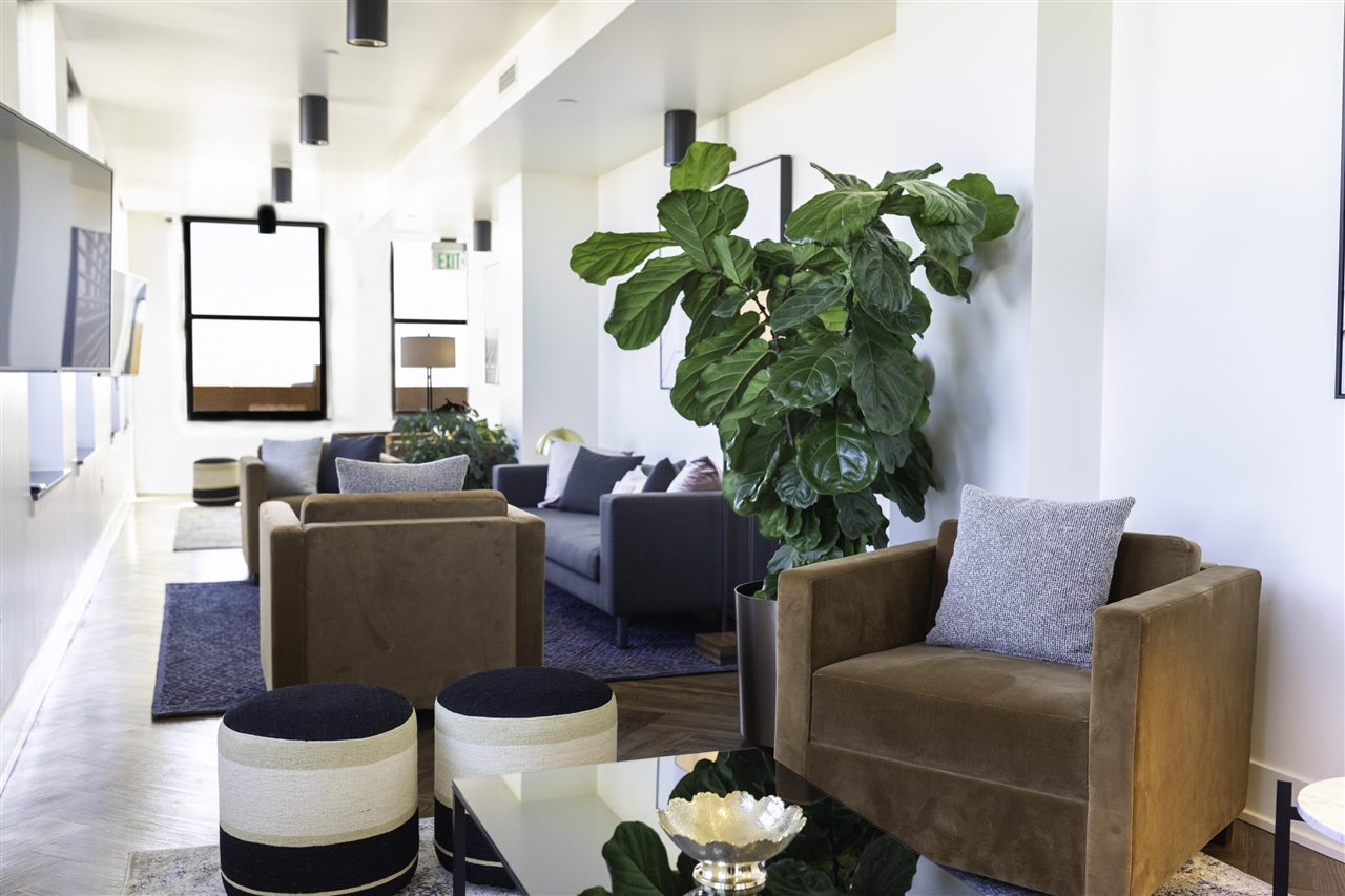 1150 Griswold Street, Detroit, MI, 48226