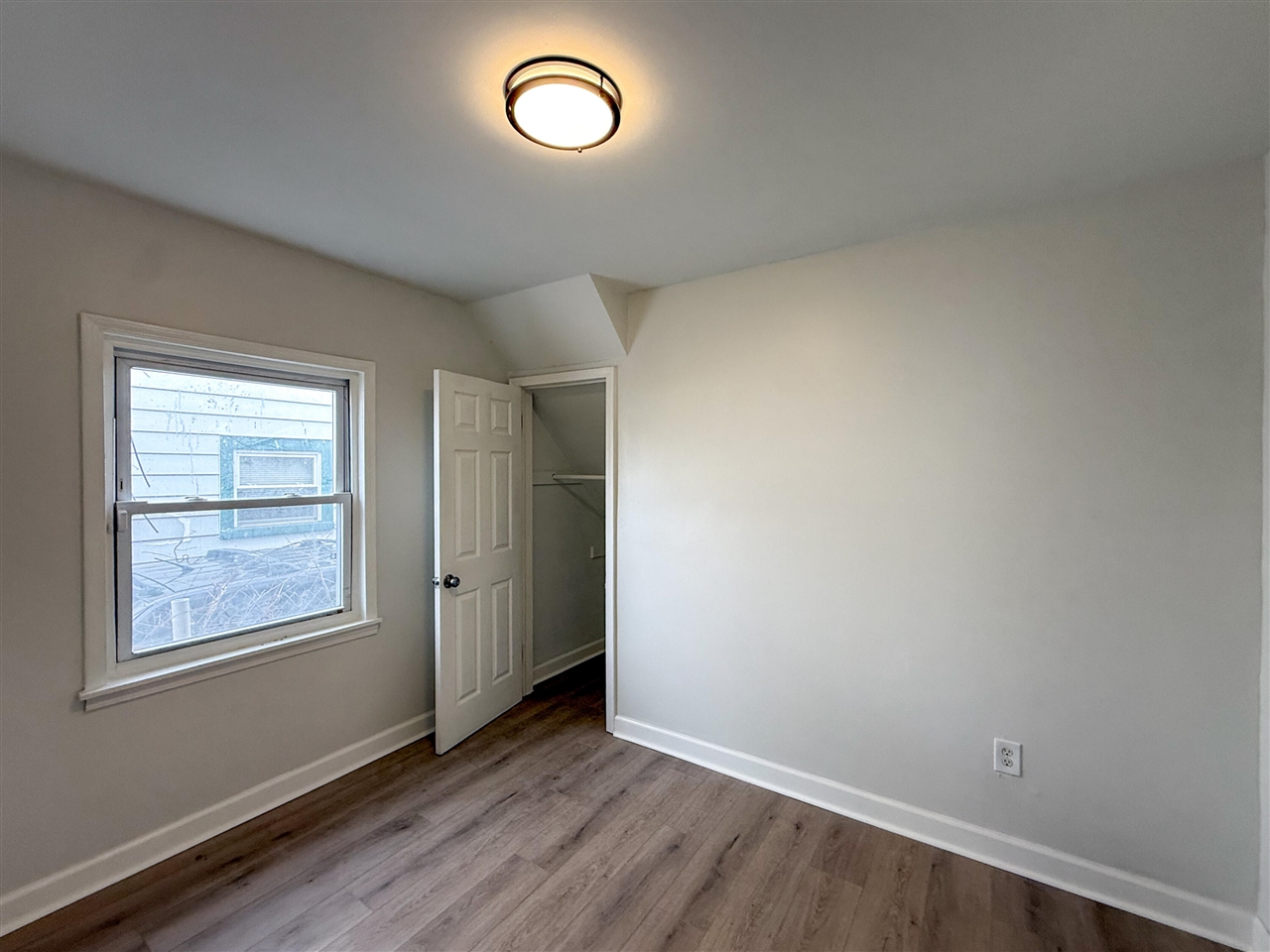 16595 Ardmore Street photo 12