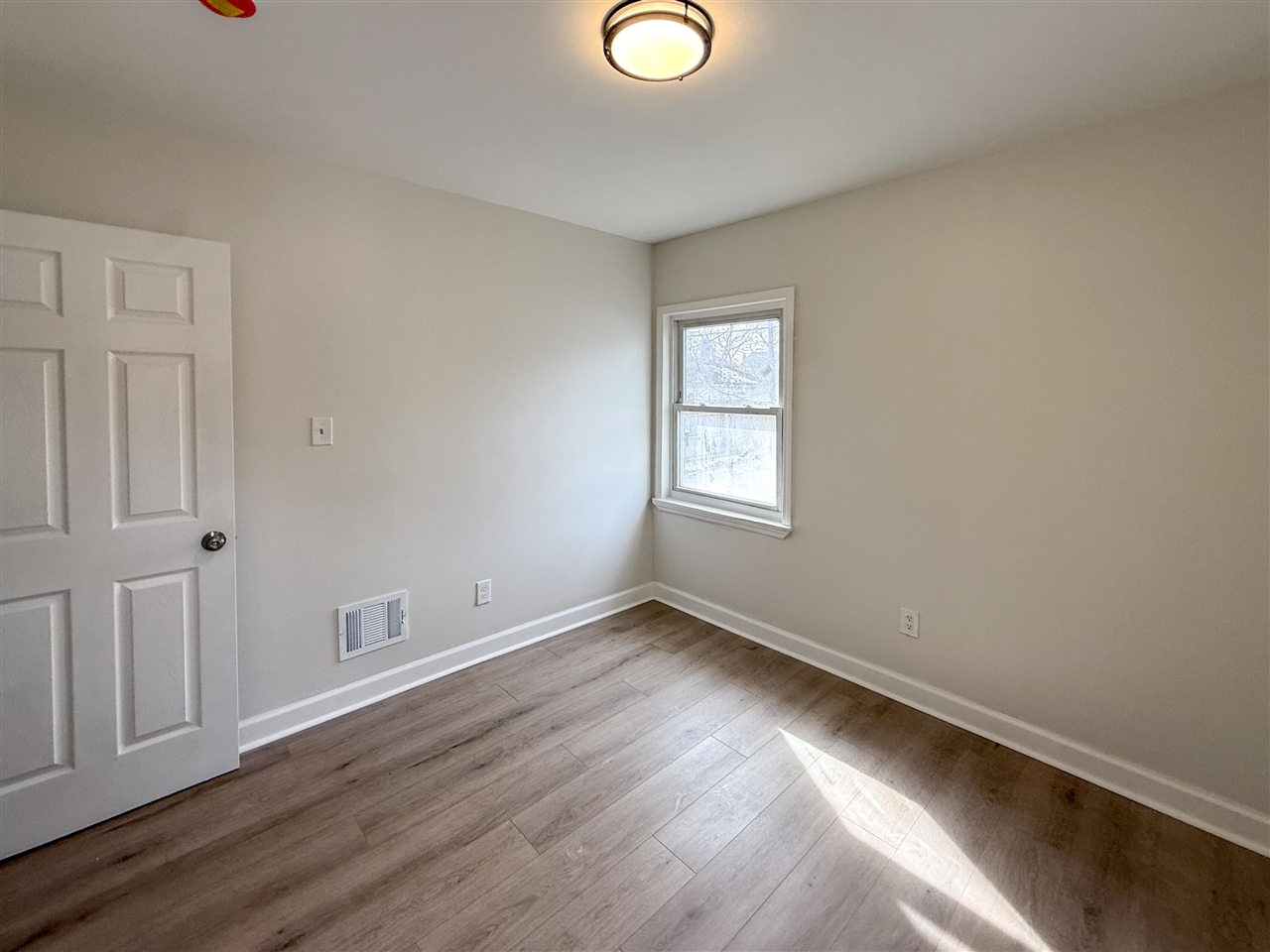 16595 Ardmore Street photo 16