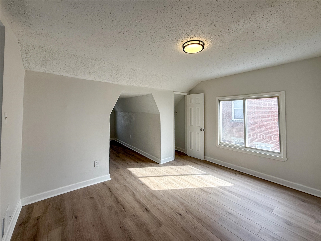 16595 Ardmore Street photo 18