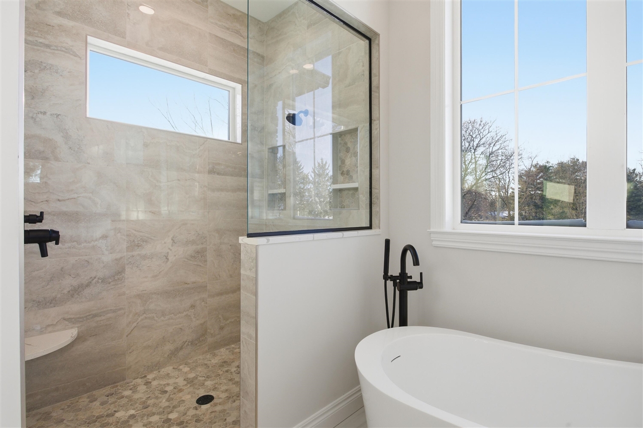 69166 Slating Lane, Bruce, MI, 48065-4148