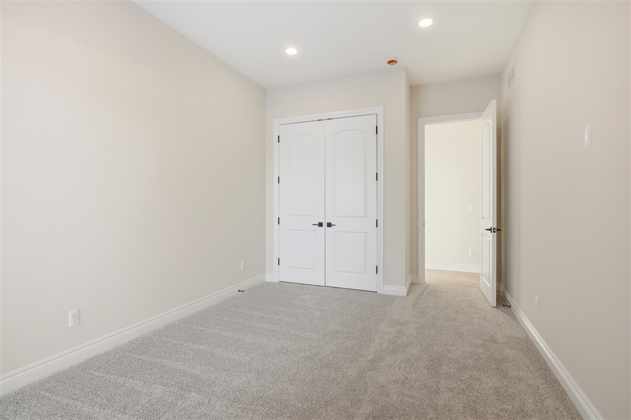 69166 Slating Lane, Bruce, MI, 48065-4148