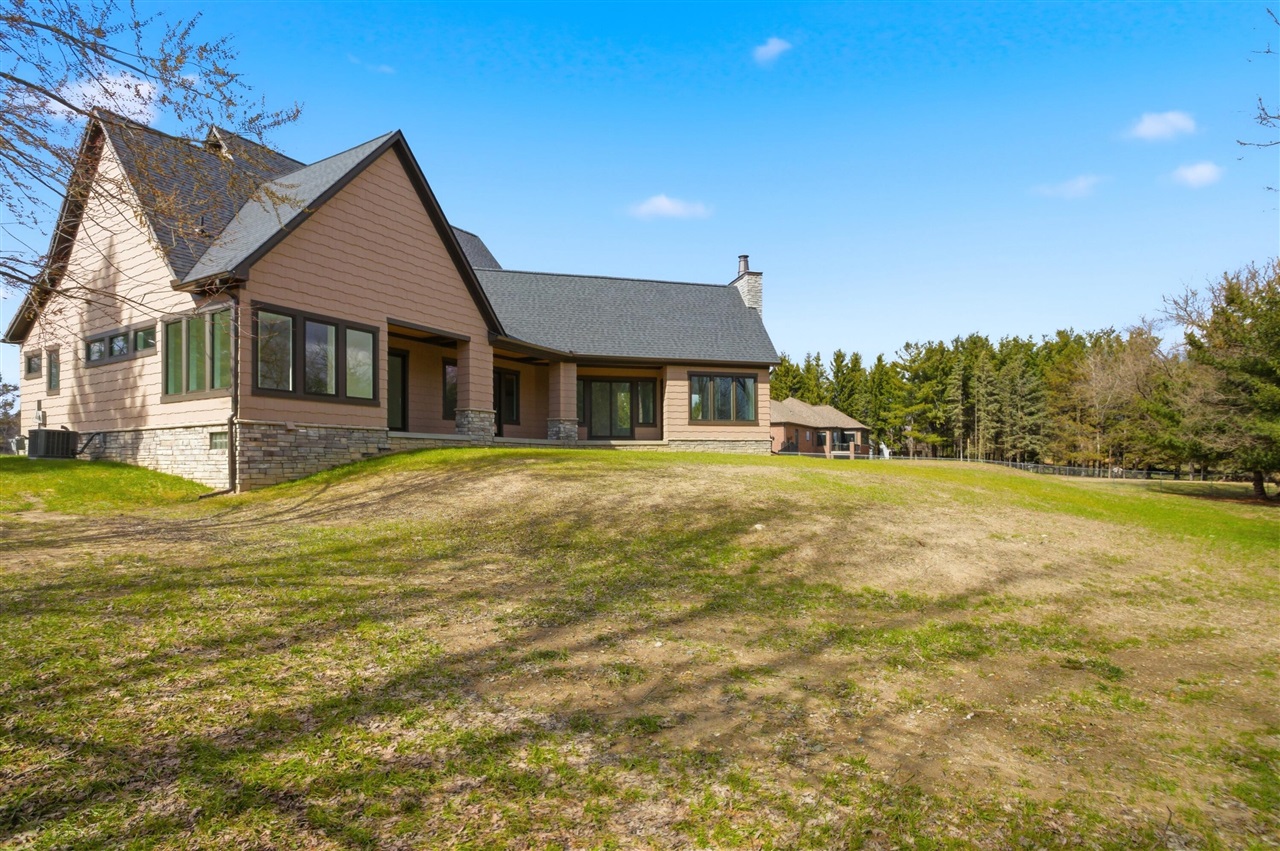 69166 Slating Lane, Bruce, MI, 48065-4148