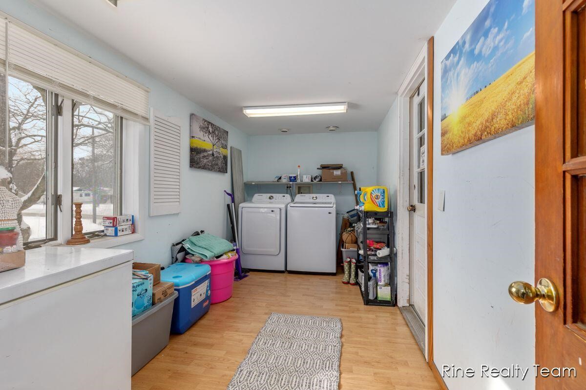 321 E Fenton Street, Union City, MI, 49094-1114