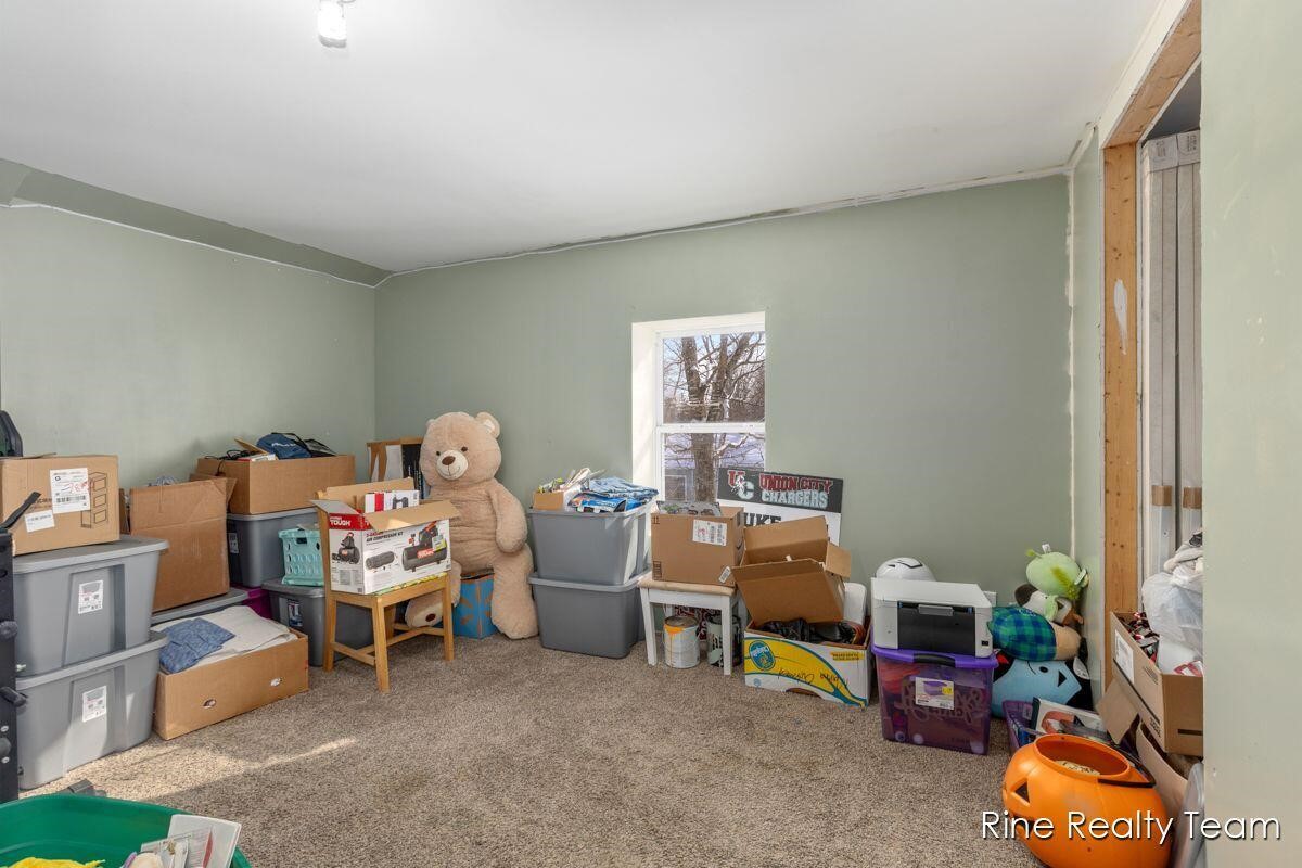 321 E Fenton Street, Union City, MI, 49094-1114
