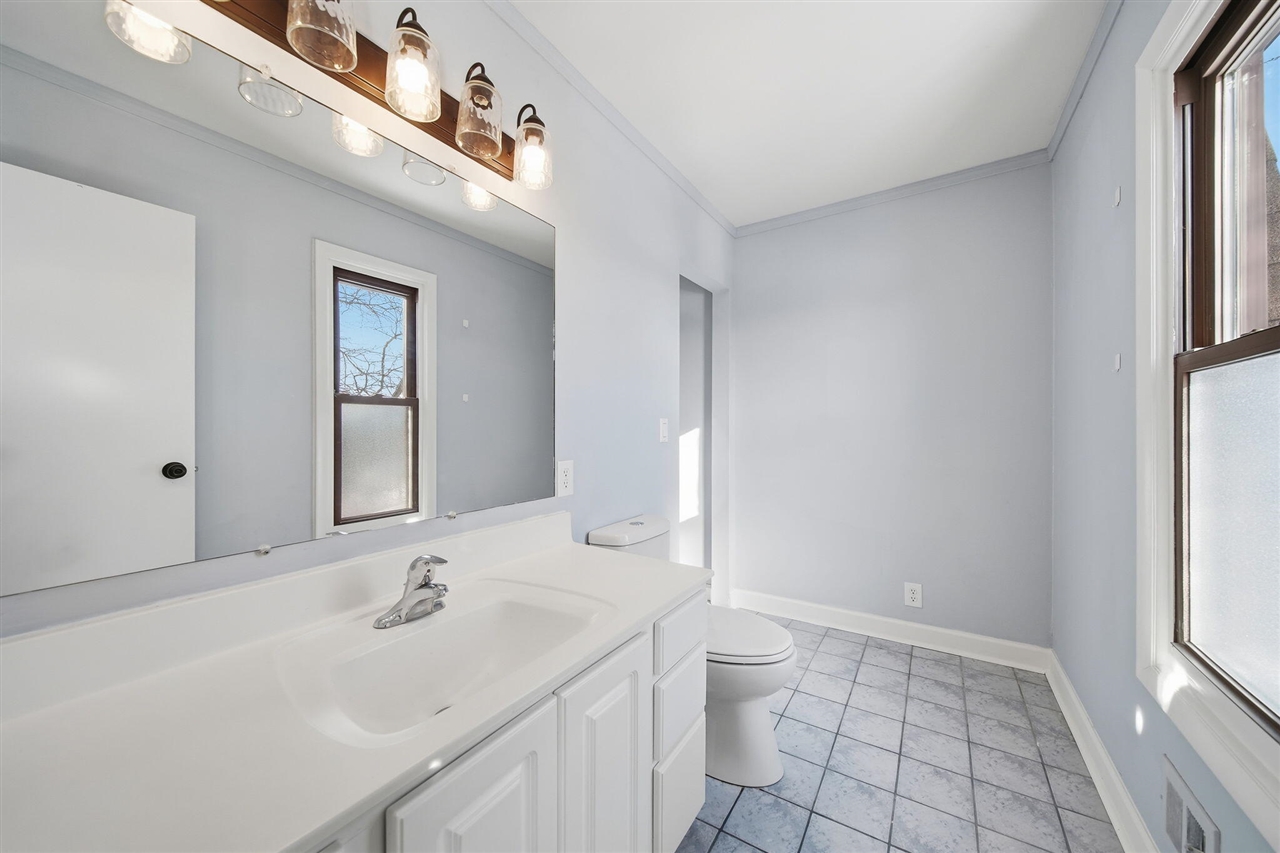  UNIT 201E, Adrian, MI, 49221