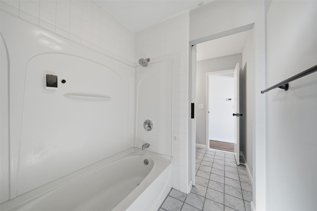  UNIT 201E, Adrian, MI, 49221