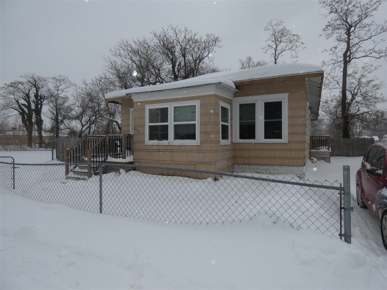 4th image of 864 Highland Ave, Benton Harbor, MI 49022 | MLS# 70512810