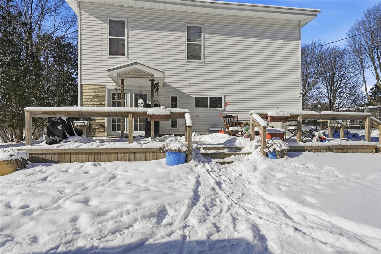 Homes for sale in Fostoria, MI | 9389 Foster St, Fostoria, MI 48435 | MLS# 70512821