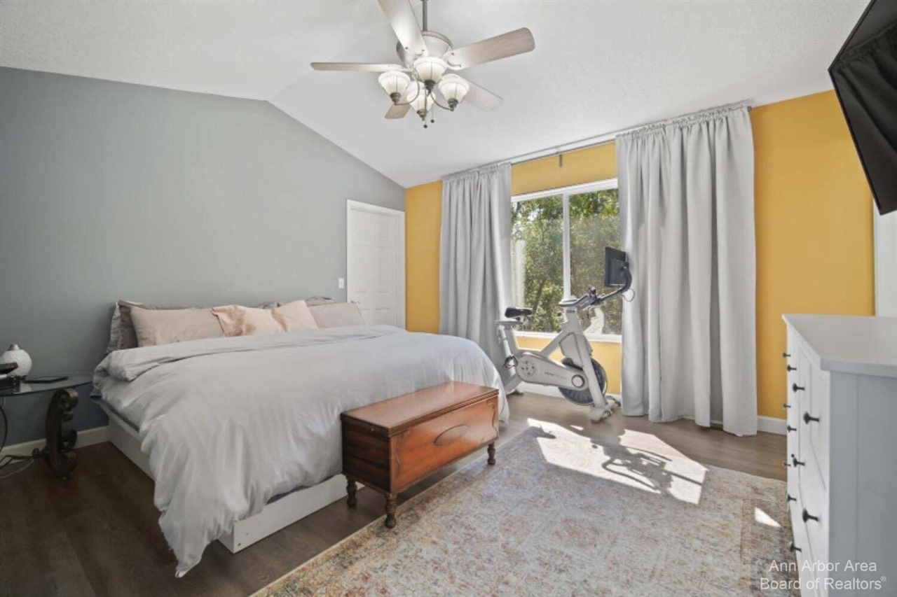 214 Glenwood Circle, Manchester, MI, 48158-8586