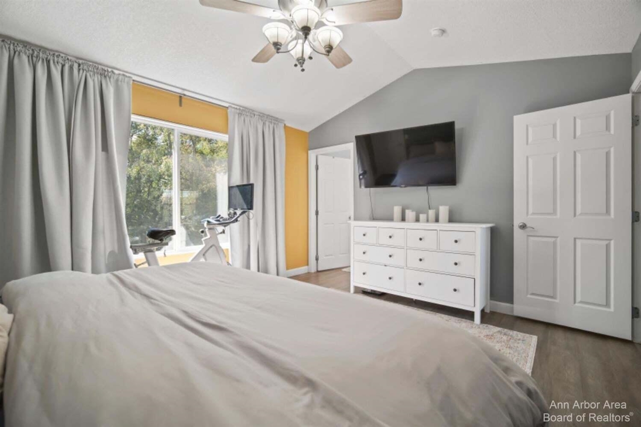 214 Glenwood Circle, Manchester, MI, 48158-8586