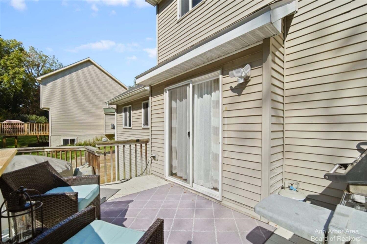 214 Glenwood Circle, Manchester, MI, 48158-8586