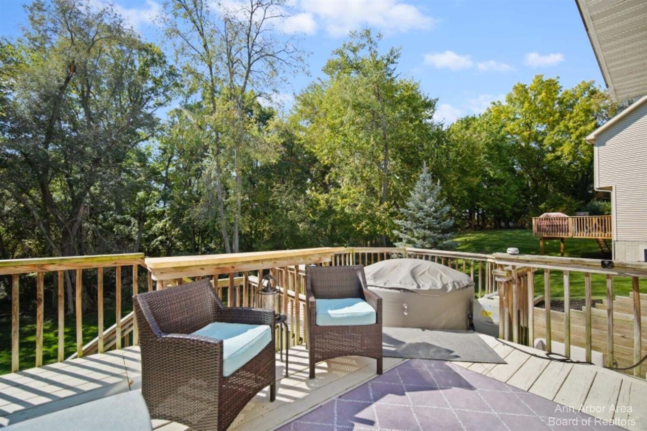 214 Glenwood Circle, Manchester, MI, 48158-8586