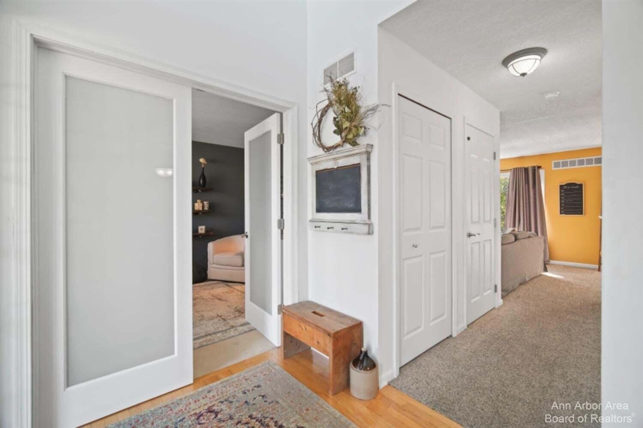 214 Glenwood Circle, Manchester, MI, 48158-8586