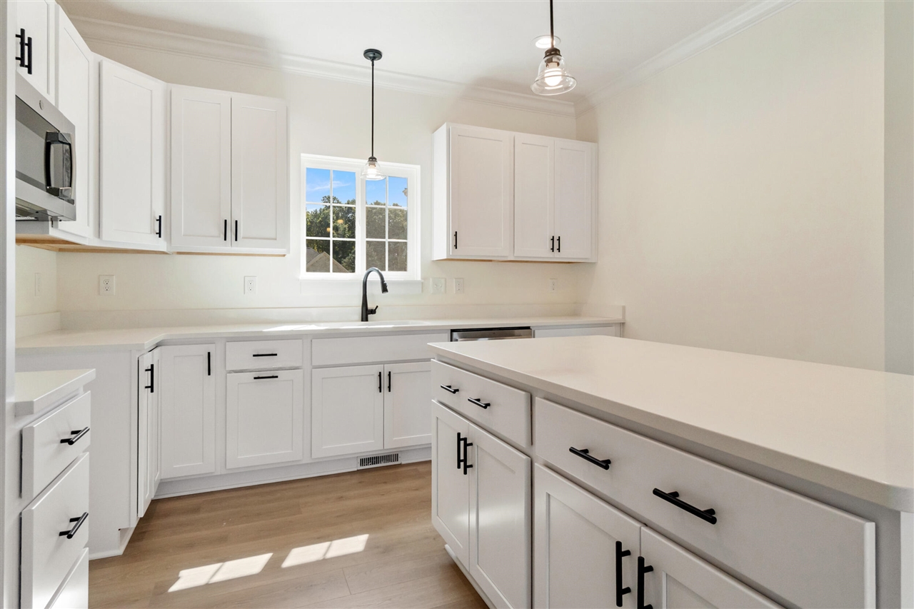 5033 Ikram Oaks Drive, Jackson, MI, 49201